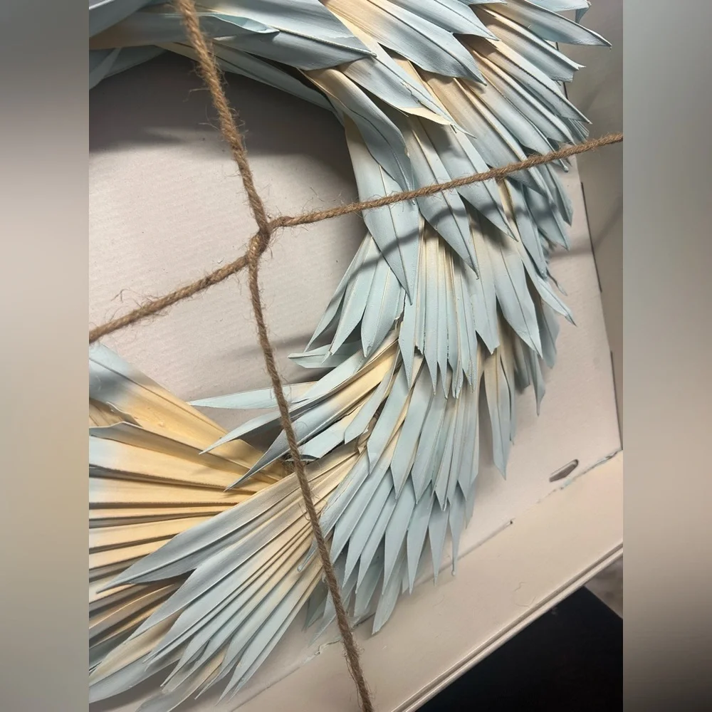 NWT Threshold Preserved Palm Wreath